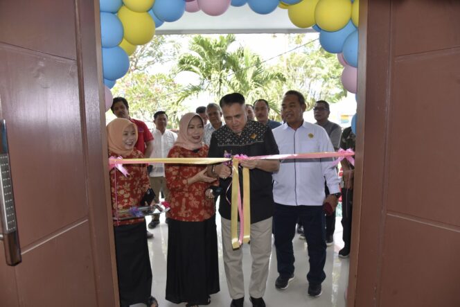 
					Rektor Untad Resmikan Tempat Penitipan Anak Bungamputih