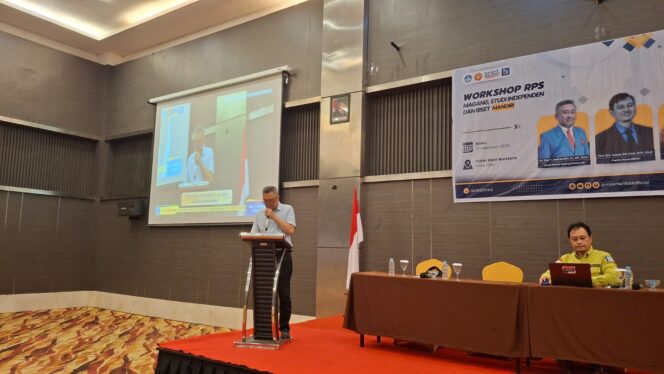 
					Wakil Rektor Bidang Akademik Prof. Dr. eng. Ir. Andi Rusdin, ST., MT., M.Sc. Membuka Kegiatan, (foto: Istimewa)