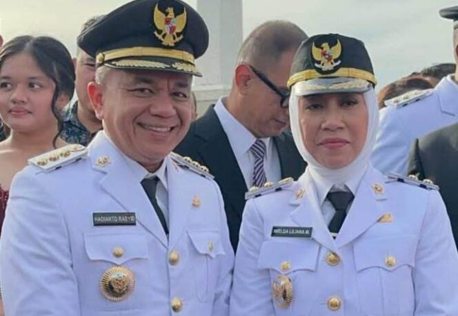 
					Wali Kota dan Wakil Wali Kota Palu untuk periode 2025-2030, Hadianto Rasyid dan Imelda Liliana Muhidin Said, saat mengikuti pelantikan di Istana Kepresidenan, (Foto: Istimewa)