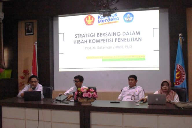 
					Klinik Proposal Oleh LPPM Untad (Foto: Istimewa)
