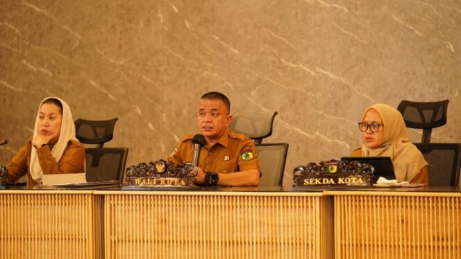 
					Rapat bersama Pemerintah Kota dengan Lurah terkait kerawanan kejahatan lingkungan di Auditorium Setda Kota Palu, (Foto: Istimewa)