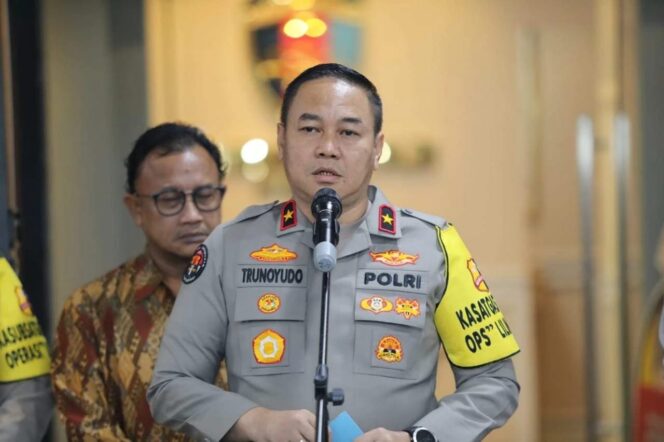 
					Konfrensi Pers Kepala Biro Penerangan Masyarakat Divisi Humas Polri, Brigjen Pol. Trunoyudo Wisnu Andiko, (Foto: Istimewa)