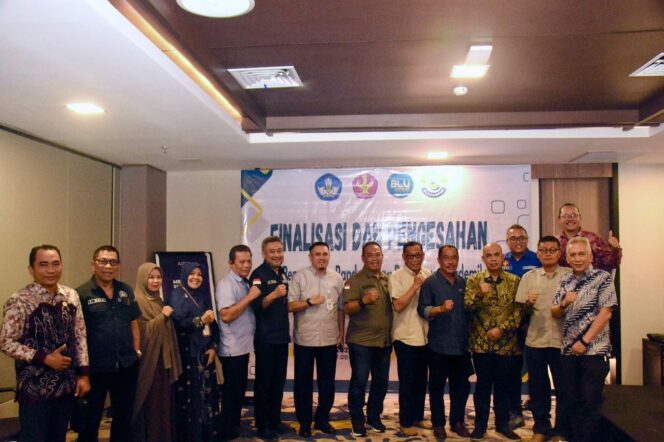 
					Rektor Universitas Tadulako Prof. Dr. Ir. Amar, ST., MT., IPU., Asean Eng. Mempin Rapat Finalisasi dan Pengesahan Panduan Akademik Tahun 2025-2026, (Foto: Istimewa)