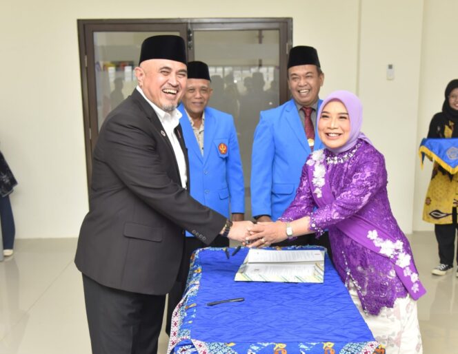 
					Pelantikan Dekan FKM dan Wakil Dekan Fapetkan Untad Masa Jabatan 2025–2027, (Foto: Istimewa)