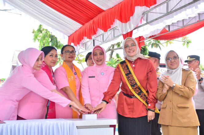 
					Ketua Pembina YKB Resmikan Gedung Baru TK Kemala Bhayangkari 01 di Palu, (Foto: Istimewa)
