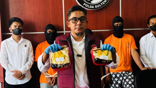 
					Ditresnarkoba Polda Sulteng Gagalkan Penyelundupan 30 Kg Sabu di Tolitoli