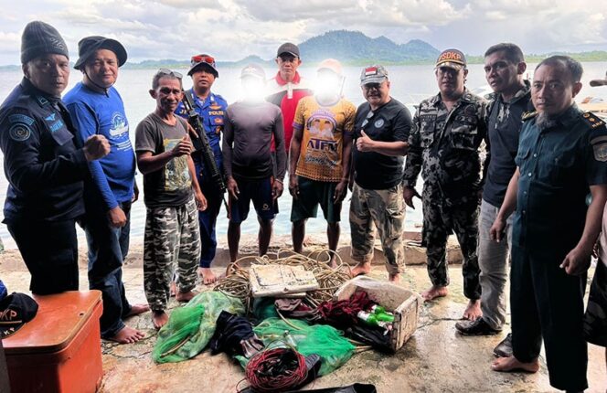 
					Dramatis! Pengejaran di Laut Kalia, Dua Pelaku Bom Ikan Ditangkap