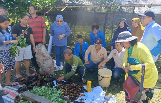 
					Faperta Untad berikan pelatihan ke petani di Kabupaten Sigi, (Foto: Istimewa)