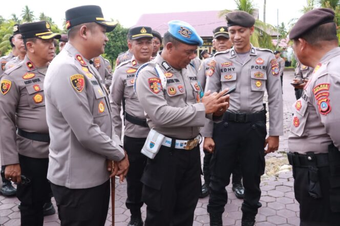 
					Pelaksanaan Inspeksi Mendadak Kepada Seluruh Personel Polres Parigi Moutong Yang Di Pimpin Oleh Kapolres Parigi Moutong AKBP Hendrawan A. N., S.I.K., M.H. (Foto: Istimewa)
