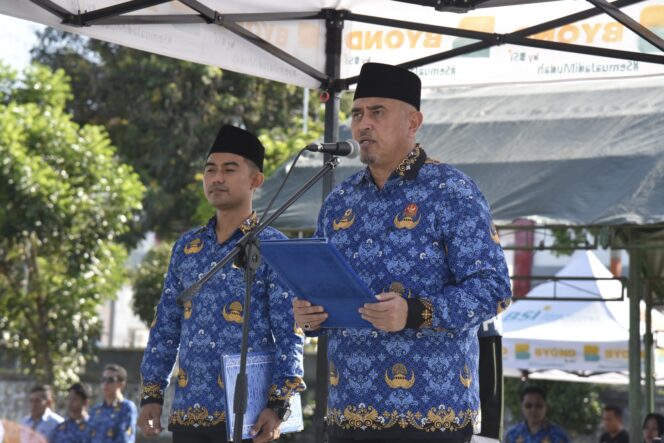 
					Rektor Universitas Tadulako Prof. Dr. Ir. Amar, S.T., M.T., IPU., Asean Eng. Saat Membacakan Sambutan Menteri Pemuda dan Olahraga Republik Indonesia, (Foto: Istimewa)