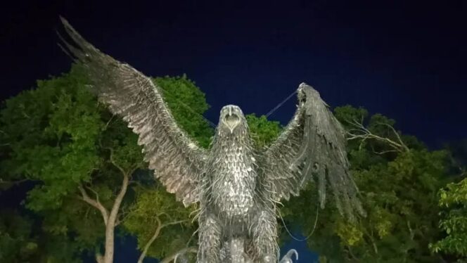 
					Patung Garuda Di Jalan Hasanuddin. (Foto: Istimewa)