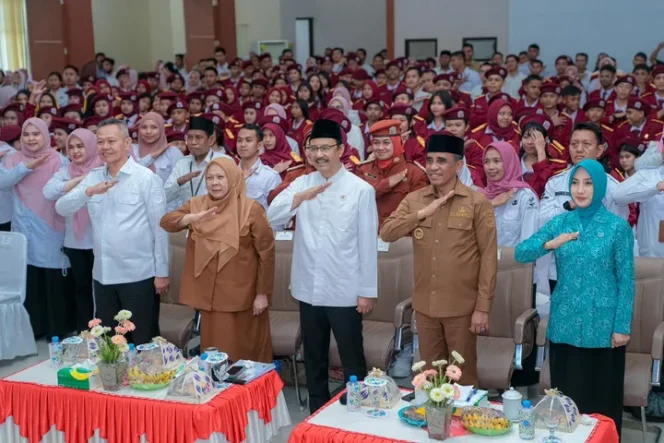 
					Menteri Sosial RI, Saifullah Yusuf, menegaskan bahwa pelaksanaan program Sekolah Rakyat harus dilakukan secara transparan, tepat sasaran, dan bebas dari praktik titipan dalam proses penerimaan siswa. (Foto: Istimewa)