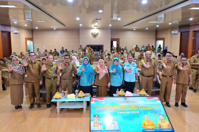 
					Wakil Gubernur Sulawesi Tengah bersama peserta Pra-Musrenbang Tematik Stunting Tahun 2026 berkomitmen memperkuat sinergi percepatan penurunan angka stunting di Sulawesi Tengah. (Foto: Istimewa)