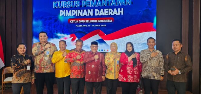 
					Ketua DPRD Kota Palu, Rico AT Djanggola Bersama Seluruh Ketua DPRD Se-Sulawesi Tengah. (Foto: Istimewa)