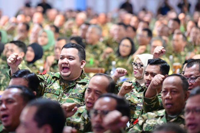 
					Ketua DPRD Kota Palu, Rico Andi Tjatjo Djanggola, Mengikuti Arahan Dari Presiden Republik Indonesia Prabowo Subianto. (Foto: Istimewa)