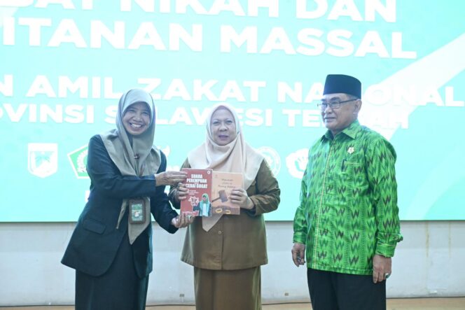
					Wakil Gubernur Sulawesi Tengah, Reny A. Lamadjido, menghadiri kegiatan Isbat Nikah dan Khitanan Massal yang digelar Baznas Sulteng di Gedung Pogombo. (Foto: Istimewa)