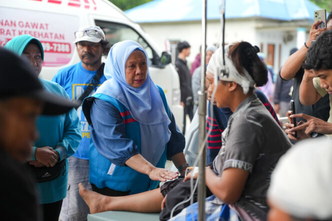 
					Wagub Sulteng, dr. Reny Lamadjido, meninjau sejumlah lokasi terdampak gempa bumi magnitudo 6,7 di Kabupaten Sigi. (Foto: Istimewa)