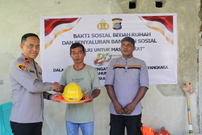 
					Kepala Kepolisian Daerah (Kapolda) Sulawesi Tengah (Sulteng), Brigjen Pol. Nasri, secara resmi mencanangkan program bedah rumah dalam rangka Bakti Sosial Hari B.hayangkara ke-80 Tahun 2026. (Foto: Istimewa)