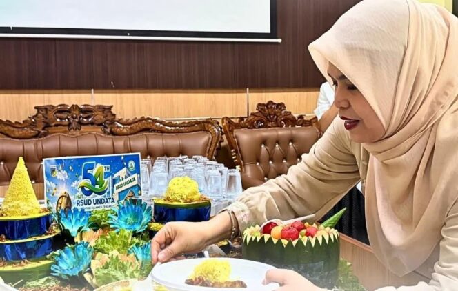 
					Direktur Rumah Sakit Undata Menggelar Tasyakuran Dalam Rangka Memperingati Hari Ulang Tahun (Hut) Ke-54. (Foto: Istimewa)
