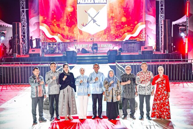 
					Gubernur Sulteng, Dr. H. Anwar Hafid, M.Si. Bersama Forkompimda Menghadiri Hari Ulang Tahun (HUT) ke-1 Kodam XXIII/Palaka Wira  yang digelar di Lapangan Makodam XXIII/Palaka Wira, Tondo, Kota Palu. (Foto: Istimewa)