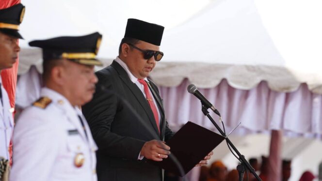 
					Ketua DPRD Kota Palu Rico a.t. Djanggola Bacakan Teks Proklamasi. (Foto: Istimewa)