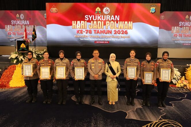 
					Kapolda Sulteng Pimpin Peringatan HUT ke-78 Polwan Tahun 2026. (Foto: Istimewa)