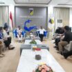Gubernur Sulawesi Tengah Dr. Anwar Hafid, M.Si., Menerima Langsung Ratusan Tenaga Kesehatan Pppk Dari Berbagai Kabupaten Dan Kota Se-Sulawesi Tengah Di Ruang Kerjanya. (Foto; Istimewa)