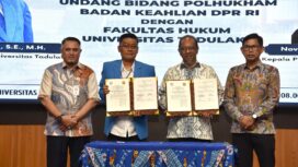 Penandatanganan MoA Antara Pusat Perancangan Undang-Undang Bidang Politik, Hukum, dan Hak Asasi Manusia dengan Fakultas Hukum Untad. (Foto: Istimewa)