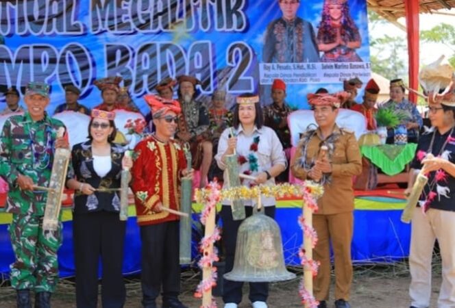 
					Festival Megalitik Tampo Bada Ke-2 Tahun 2026 Resmi Dibuka Di Lapangan Bumi Jambu, Desa Gintu, Kecamatan Lore Selatan, Kabupaten Poso. (Foto: Istimewa)
