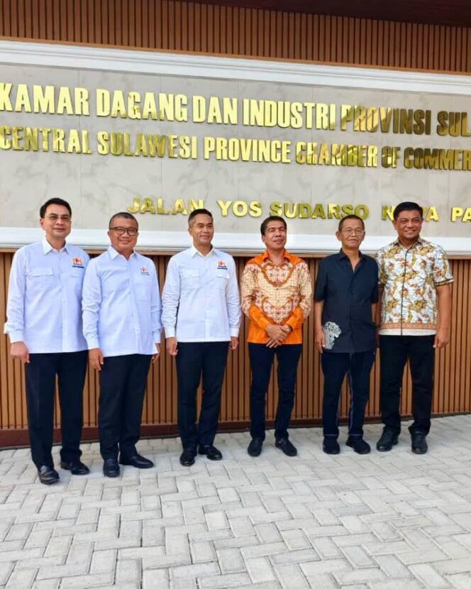 
					Kamar Dagang Dan Industri Indonesia Bersama Kadin Provinsi Sulawesi Tengah Menggelar Business Matching Sekaligus Meresmikan Kantor Kadin Sulteng. (Foto: Istimewa)