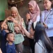 Wakil Menteri Kependudukan dan Pembangunan Keluarga/BKKBN Ratu Isyana Bagoes Oka mengunjungi dua keluarga berisiko stunting (KRS) di Kabupaten Donggala. (Foto: Istimewa)