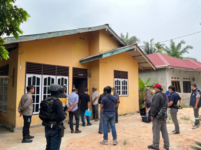 
					Detasemen Khusus (Densus) 88 Antiteror Polri Menangkap 11 Tersangka Tindak Pidana Terorisme Dalam Operasi Penegakan Hukum Yang Dilakukan Serentak Di Enam Provinsi. (Foto: Istimewa)