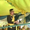 Gubernur Sulawesi Tengah Dr. Anwar Hafid, M.Si. Menjadi Inspektur Upacara Pada Peringatan Hari Ulang Tahun (HUT) ke-27 Kabupaten Buol. (Foto: Karama.id)